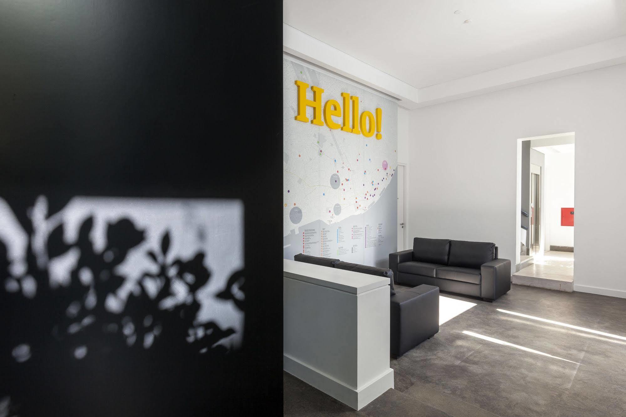 Hello Lisbon Santa Apolonia Apartments Buitenkant foto